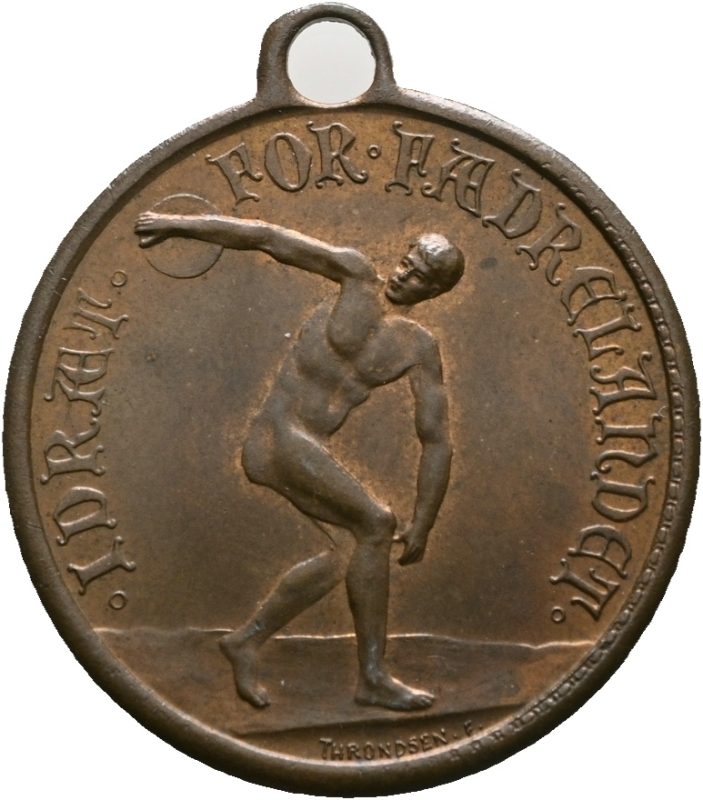 1913 17.mai Diskoskaster, bronse, 01