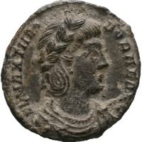 Æ nummus Theodora (337-340 e. Kr.), 1+