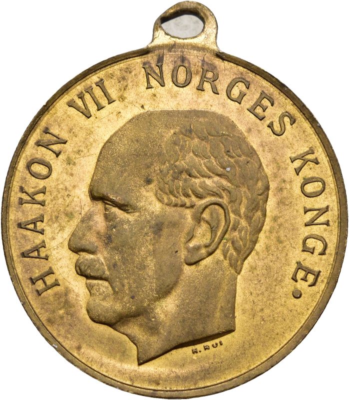 1945 17. mai Haakon VII, bronse, bøyd hempe, 01