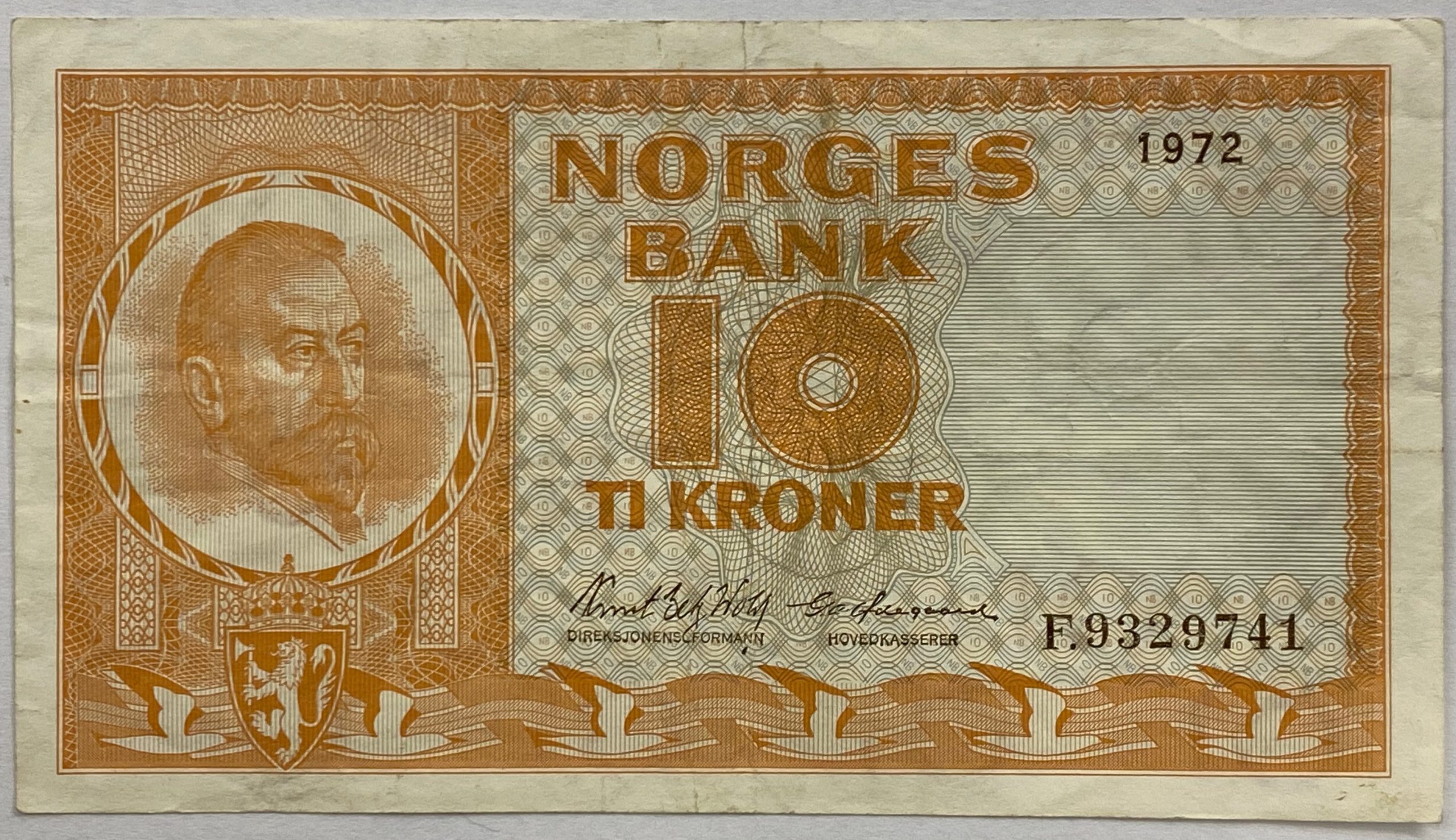 S 1972 10 kroner F.9329741, 1