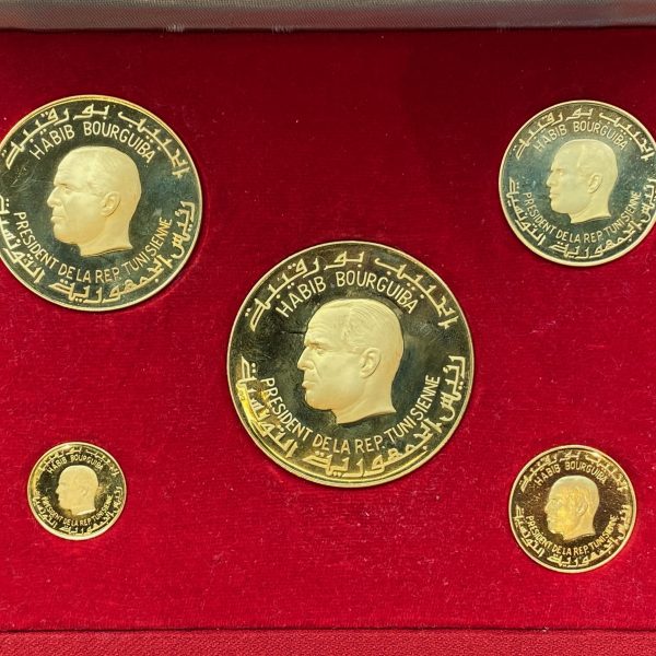 1967 Tunisia 40, 20, 10, 5 0g 2 dinars myntsett, 131,67 g rent gull, 0